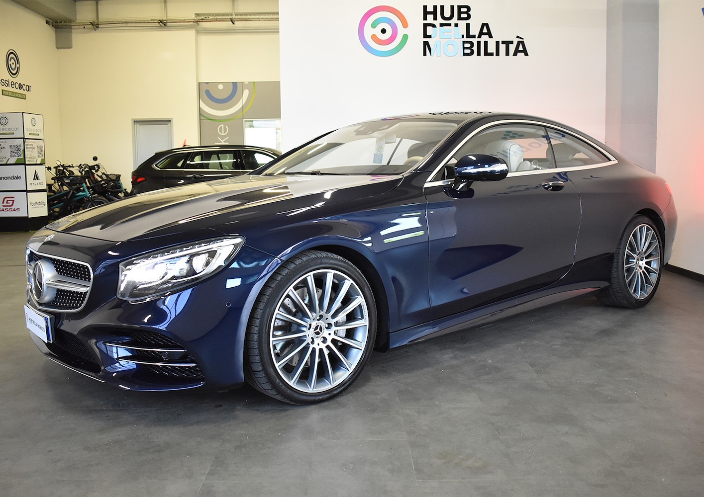 MERCEDES-BENZ S 560 4Matic Coupé Premium Plus